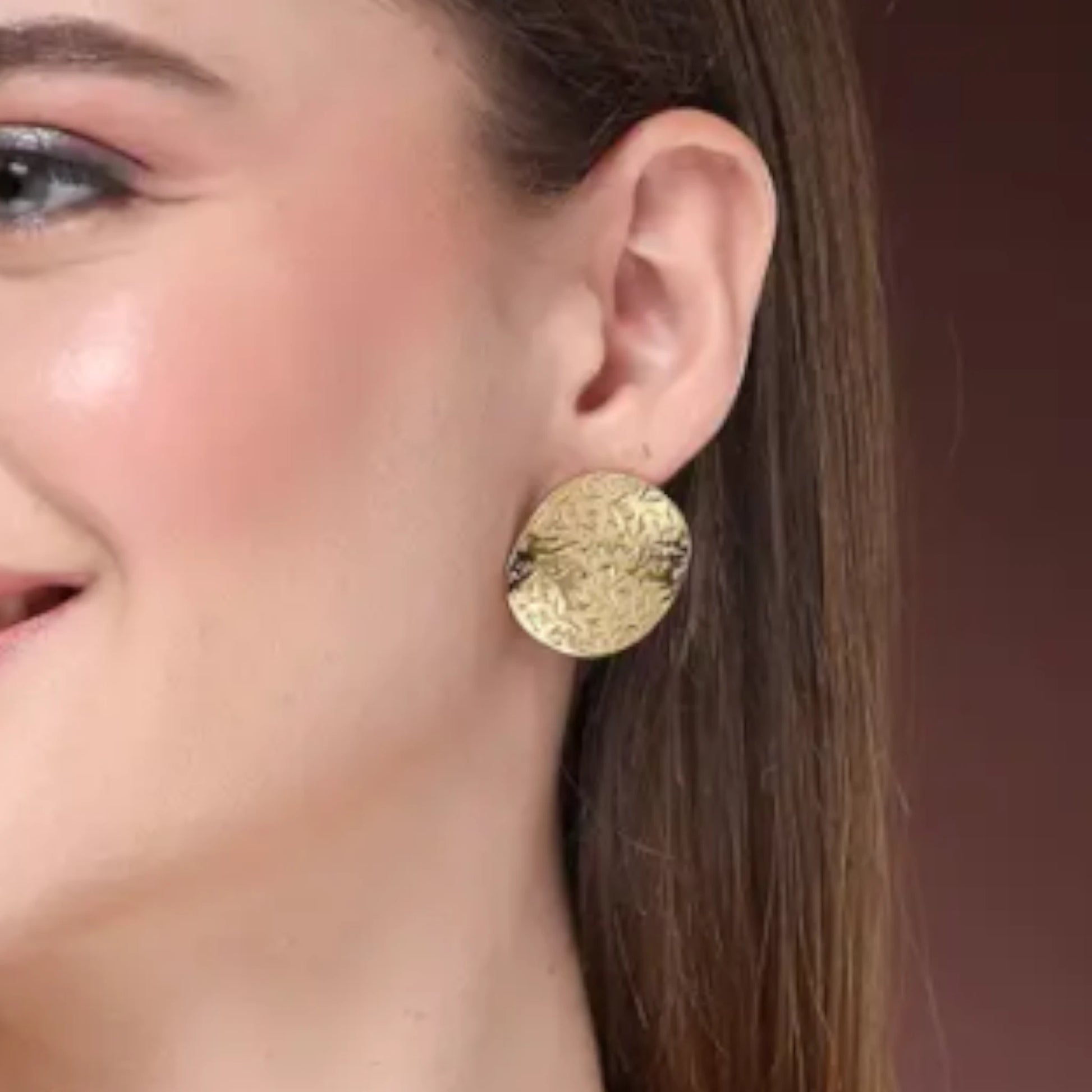 Embossed Round Stud Earrings