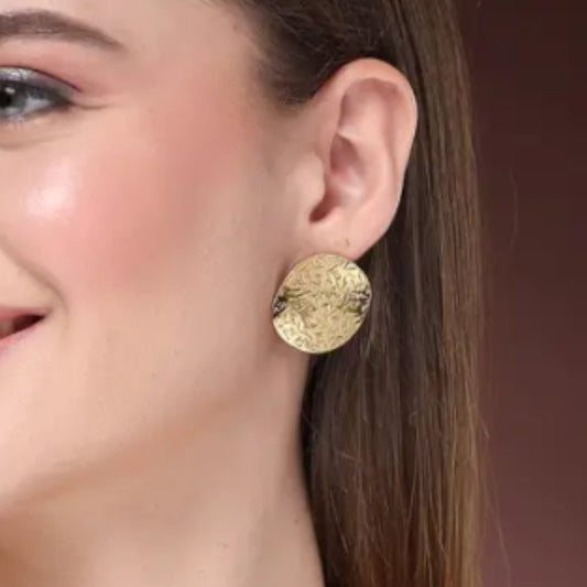 Embossed Round Stud Earrings