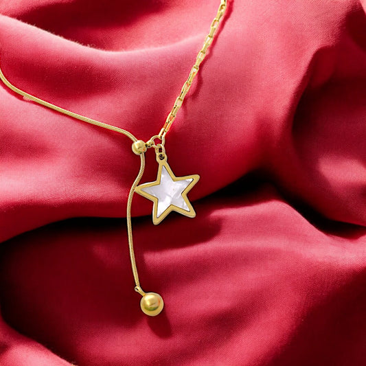 Gold Star Pendant Necklace