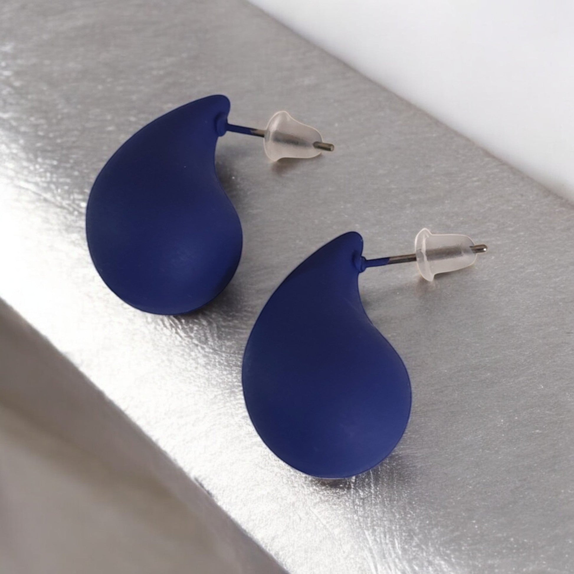 Pack of 4 Teardrop Aacrylic Stud Earrings