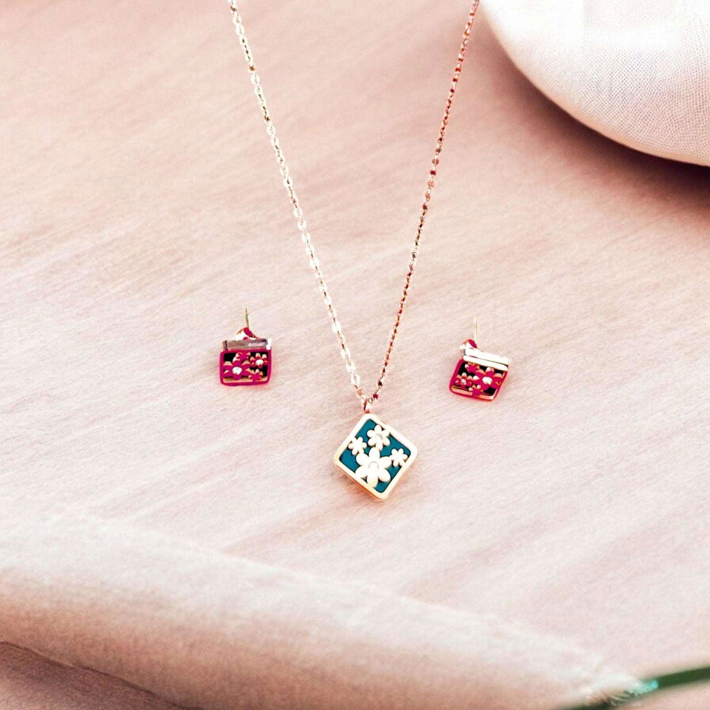 Floral Jewelry Set