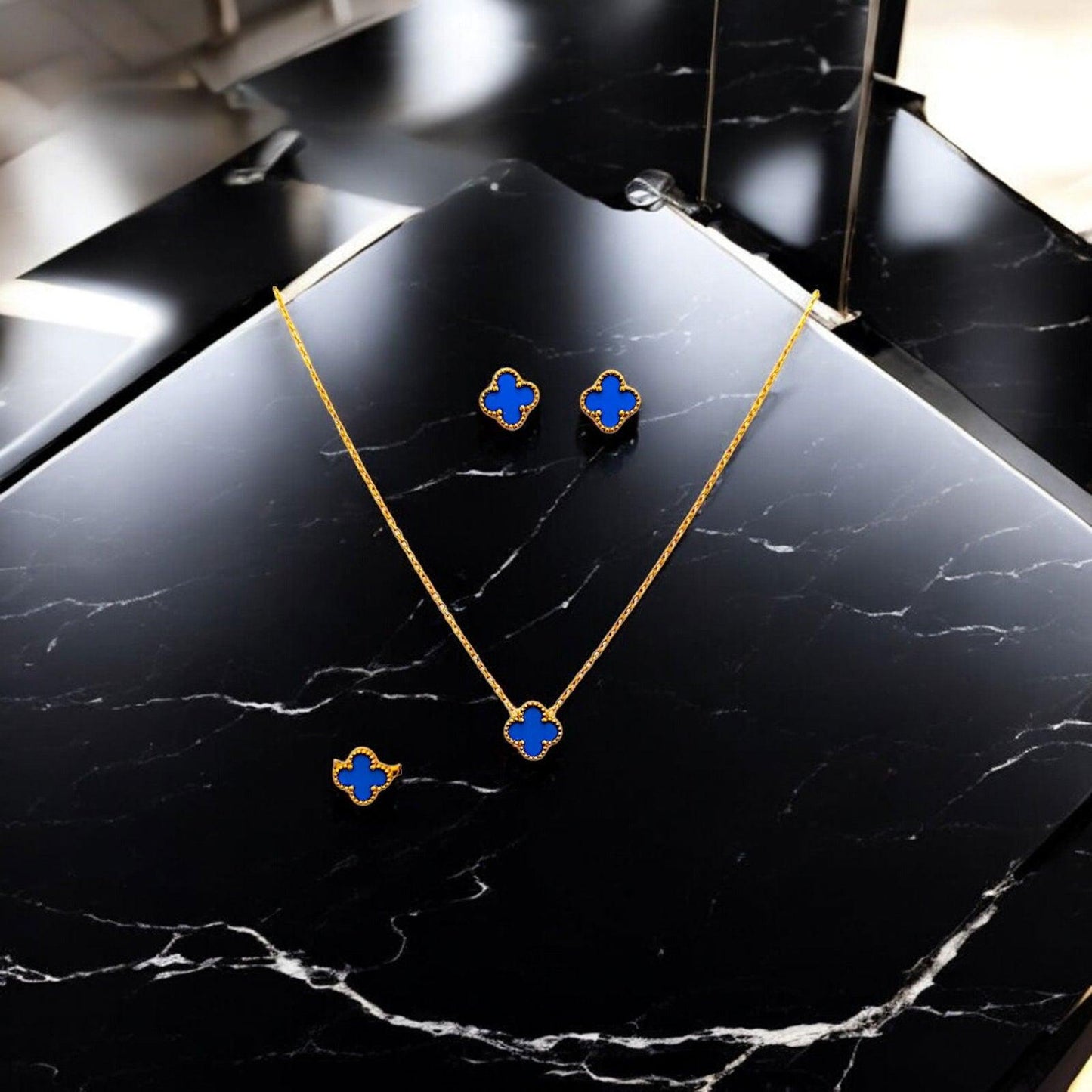 Indigo Clover Jewelry Set