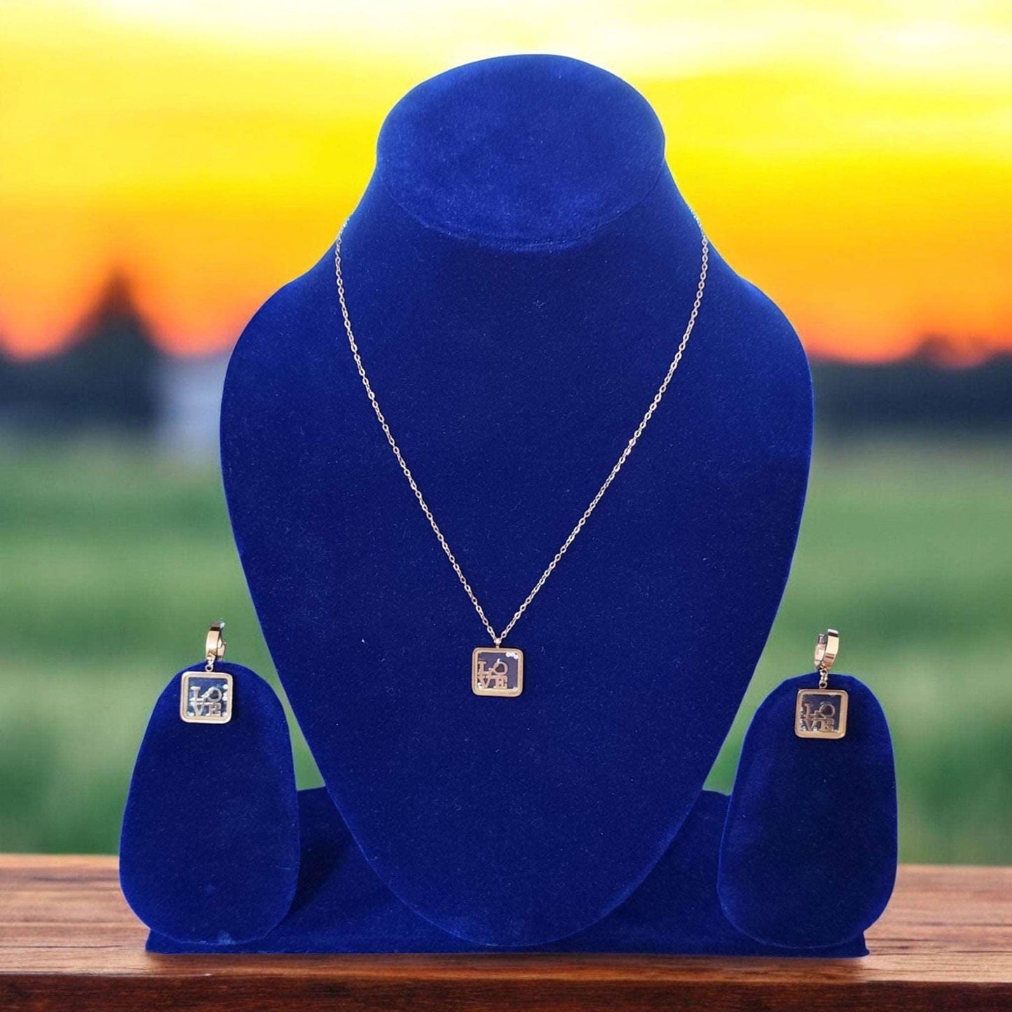 Love Charm Jewelry Set