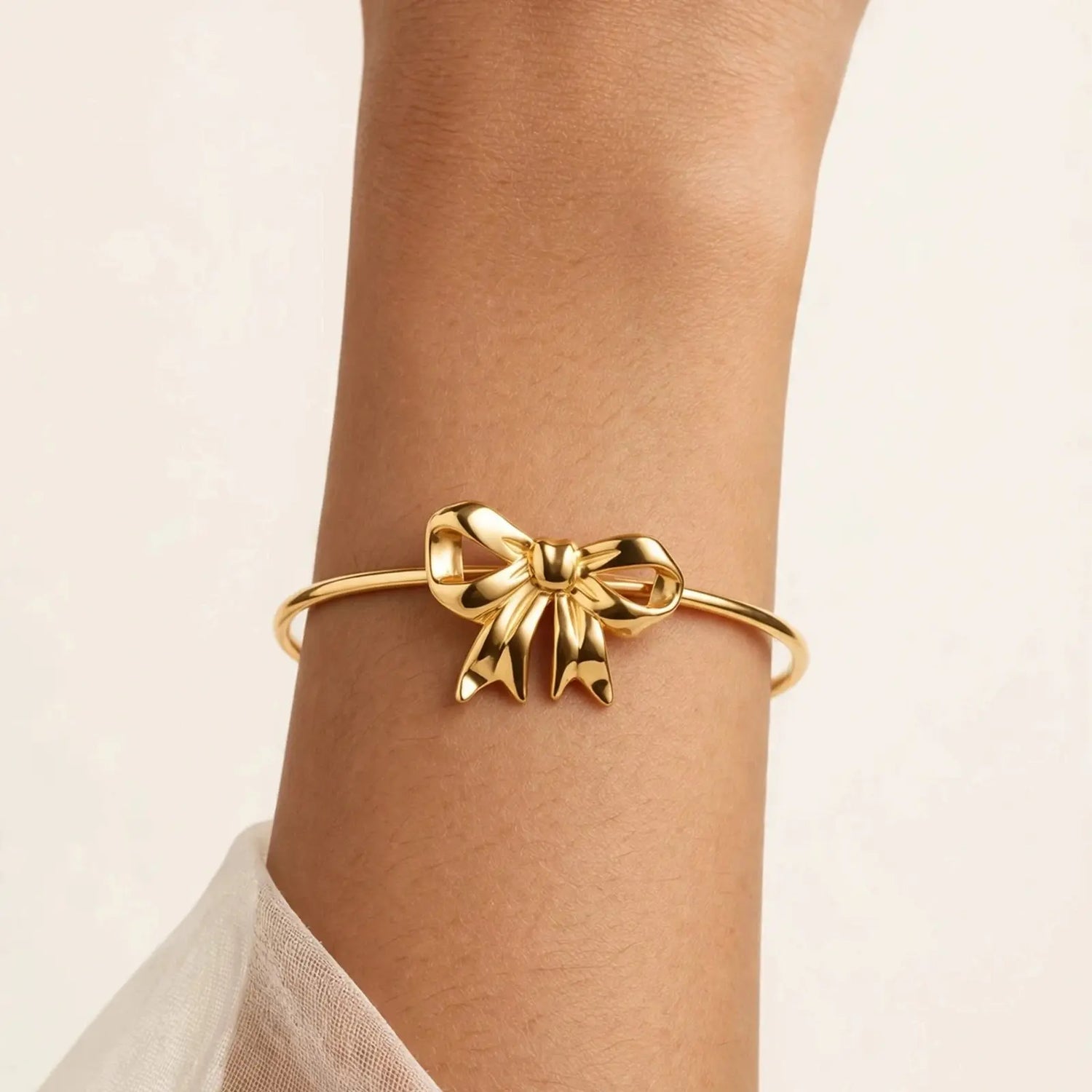 Golden Grace | Gold Big Bow Cuff Bracelet