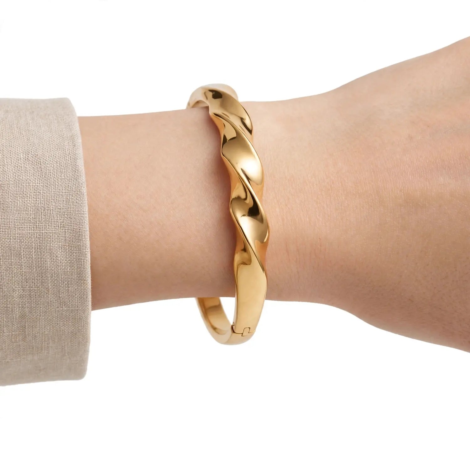 Golden Flow | Twist Wave Gold Bracelet