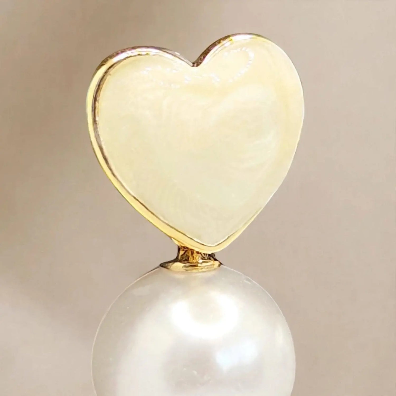 Blush Radiance | White Heart Pearl Drop Earrings