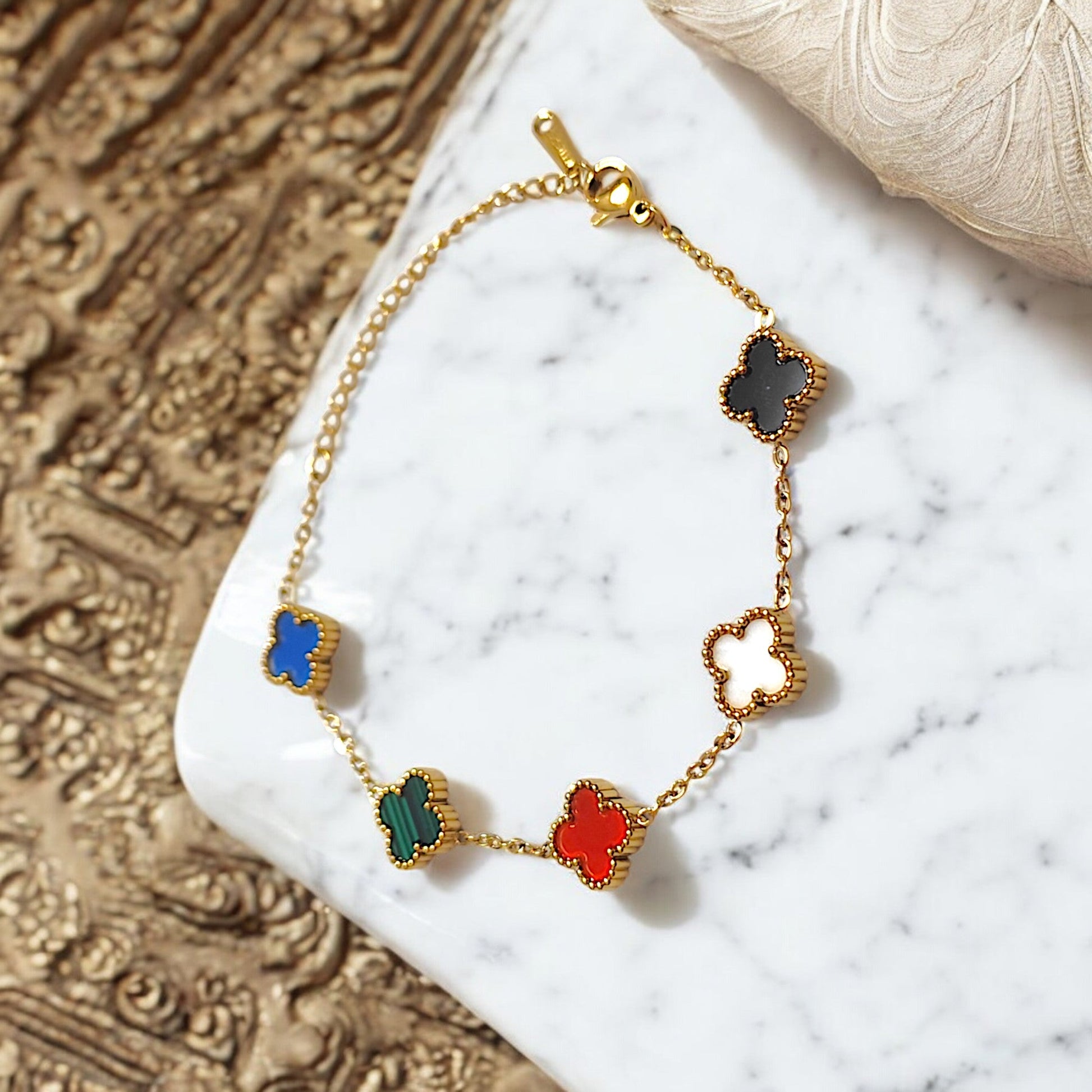 5 Multi - Color Clover Gold Loose Bracelet - JESPARA