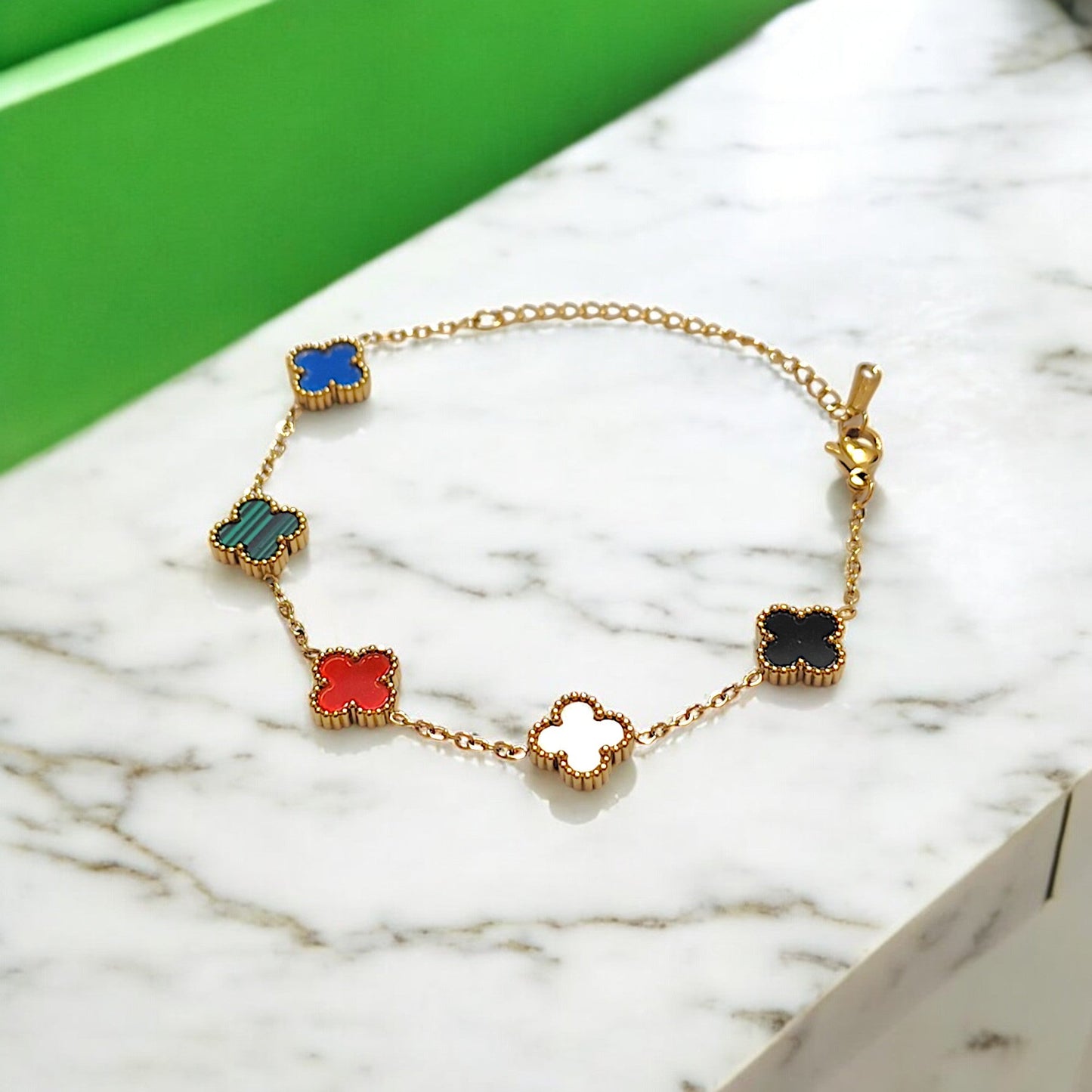 5 Multi - Color Clover Gold Loose Bracelet - JESPARA