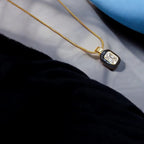 Black O Stone Necklace