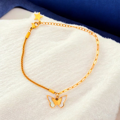 Butterfly Charm Gold Loose Bracelet