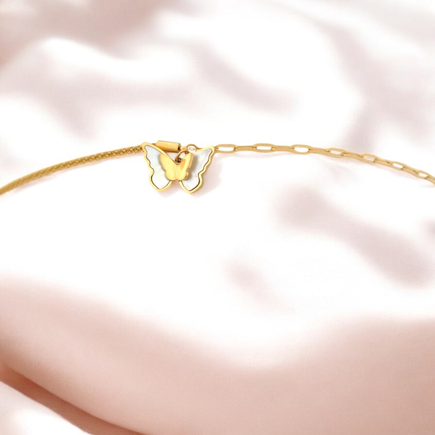 Butterfly Charm Gold Loose Bracelet