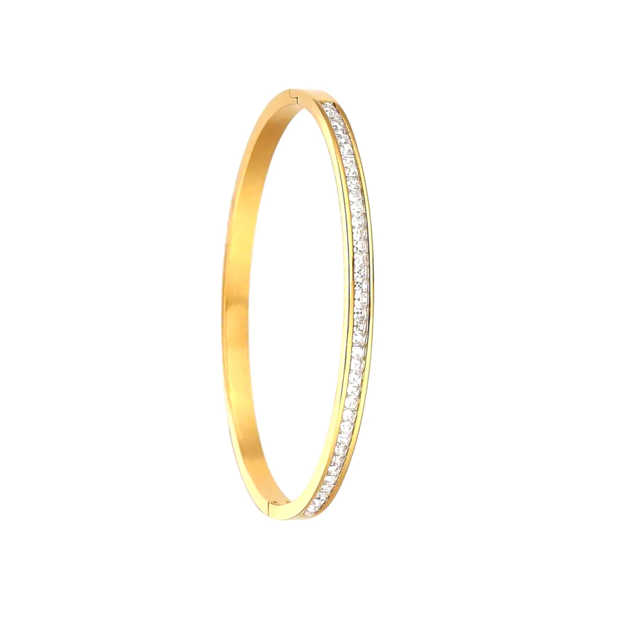 Bracelet displayed on a white background.