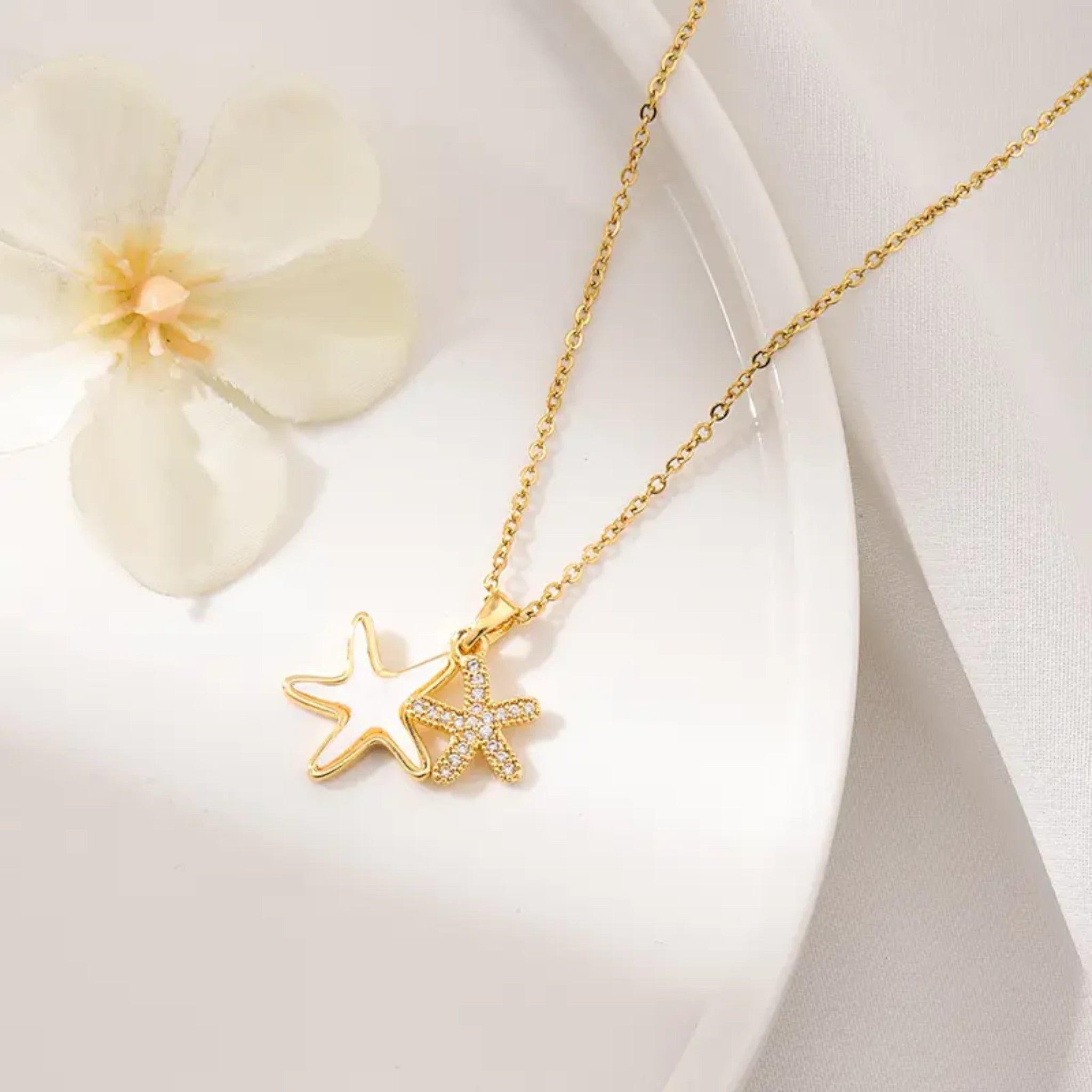Dual Starfish Pendant Necklace