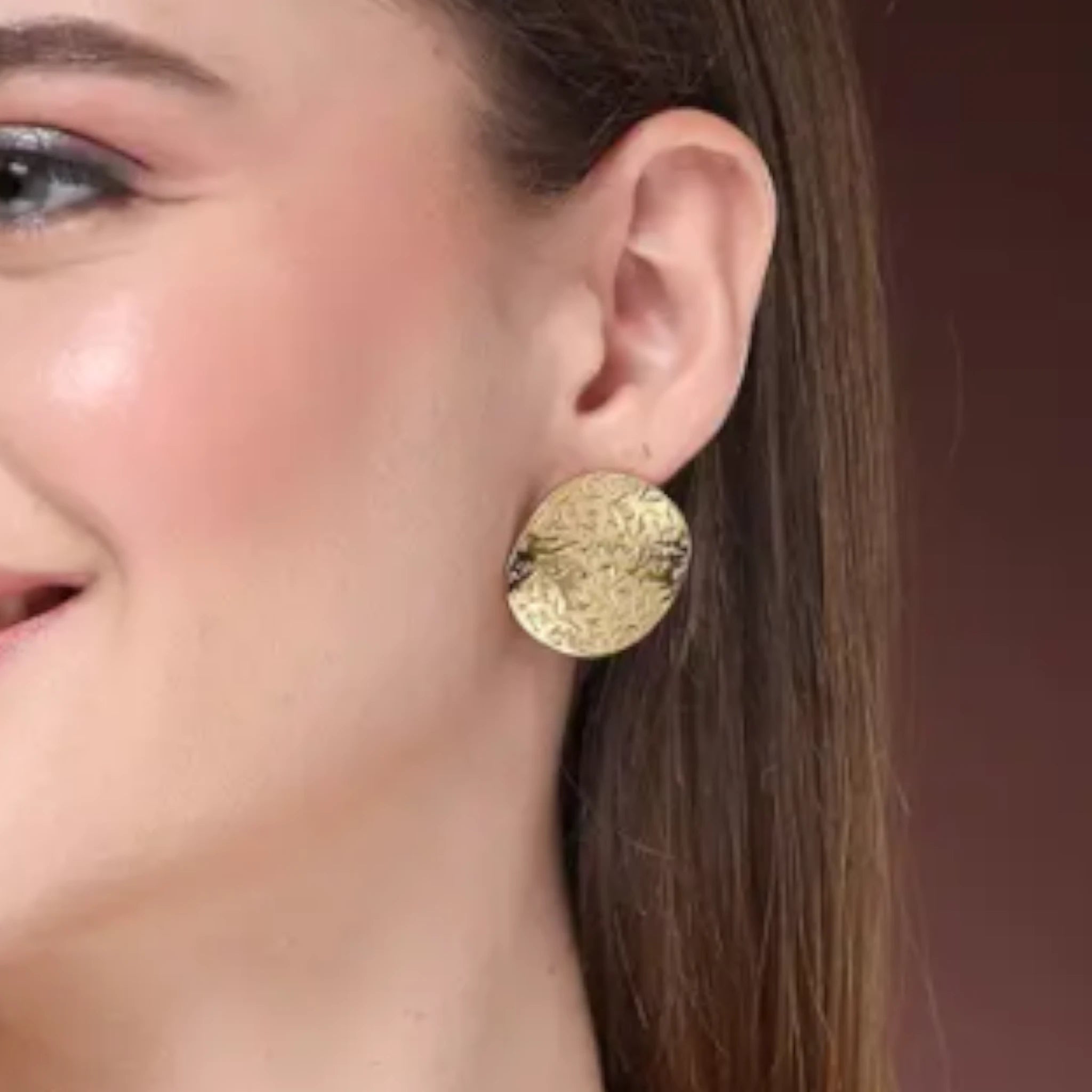 Embossed Round Stud Earrings