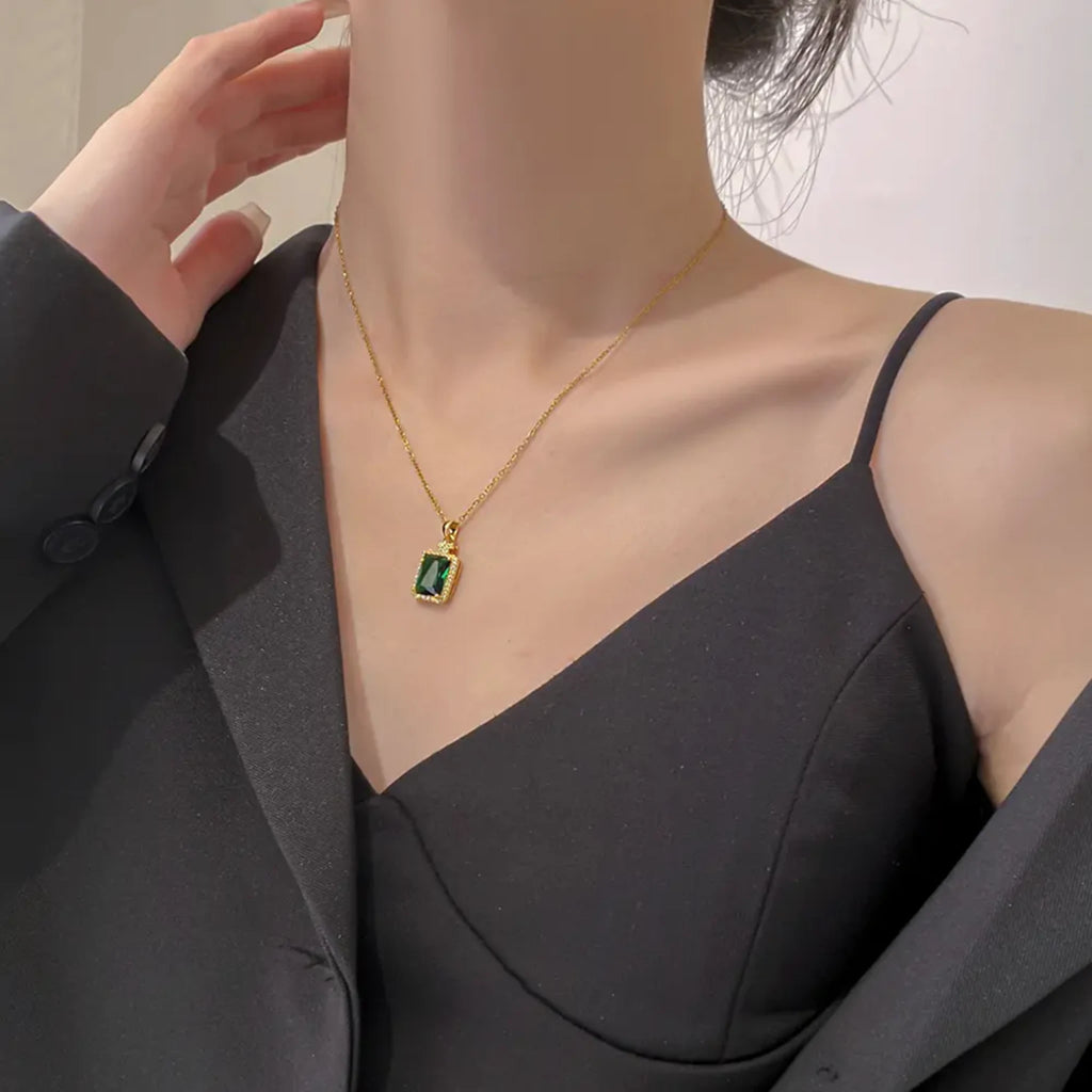 Emerald Stone Crystal Necklace
