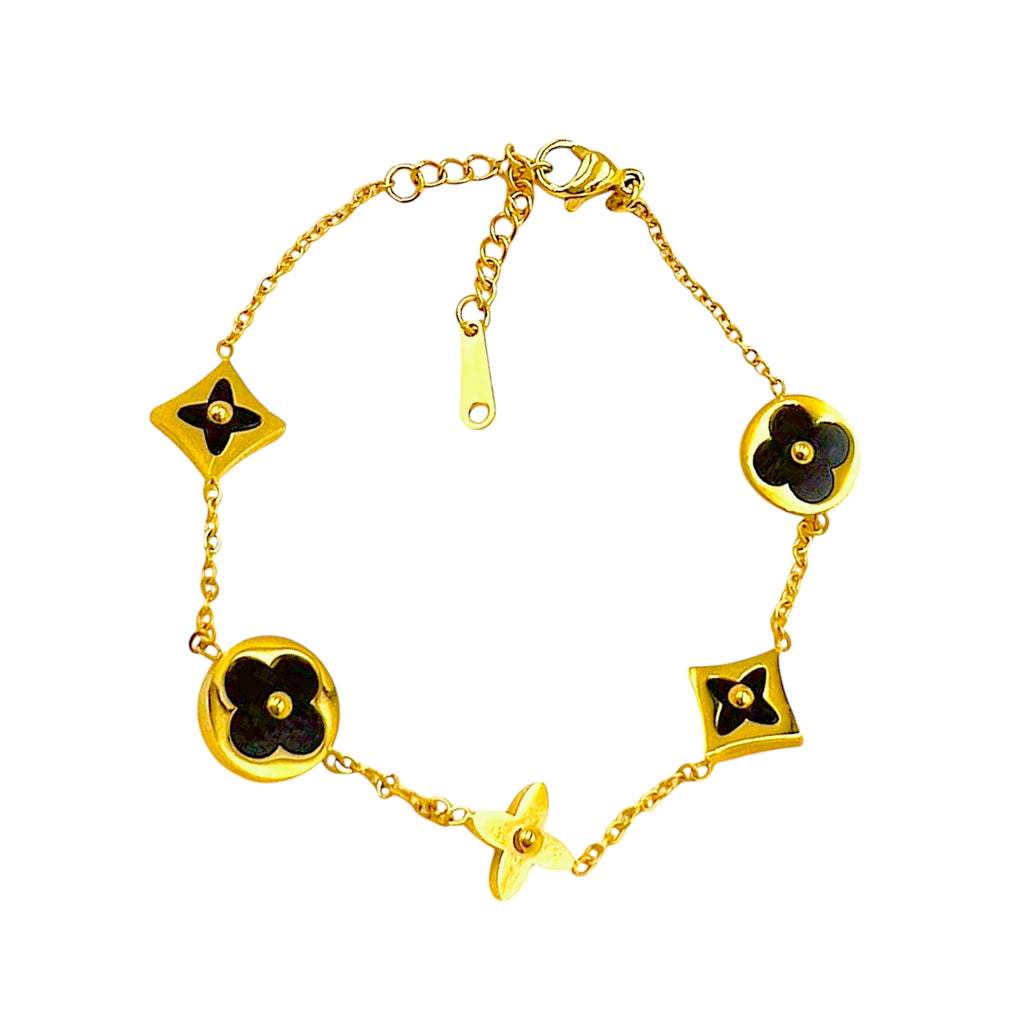 Bracelet displayed on a white background.