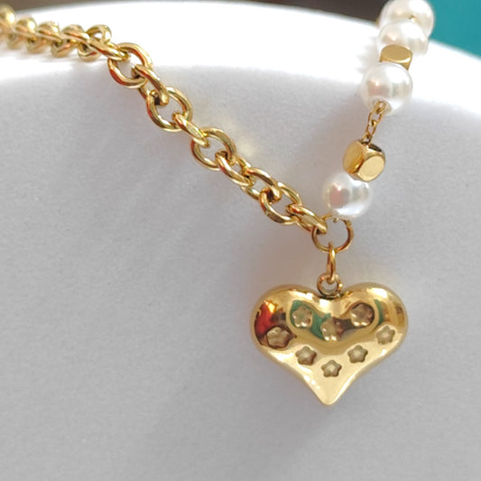 Gold Heart Charm Pearls Loose Bracelet