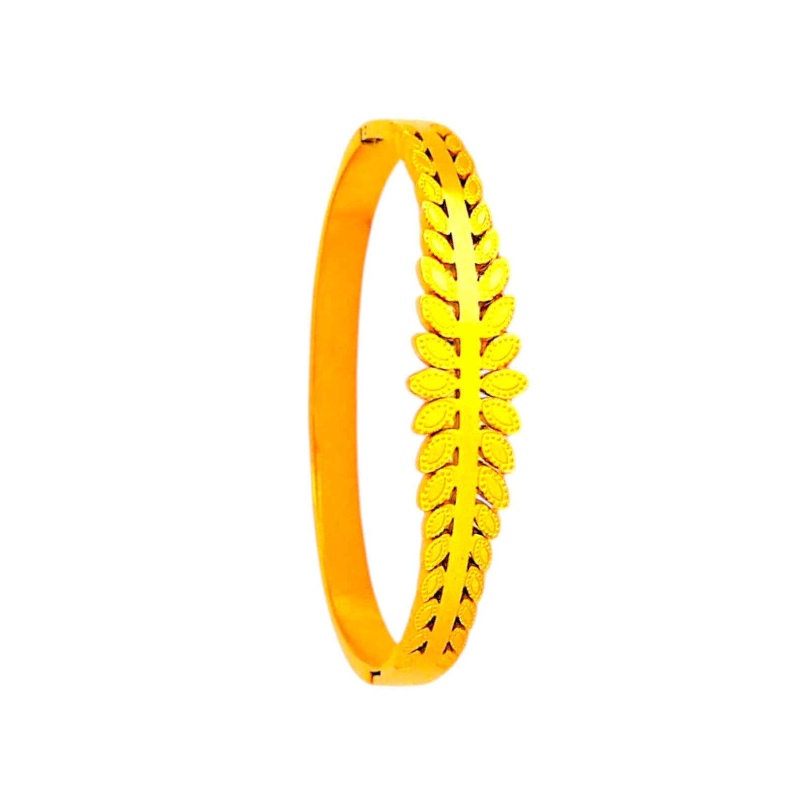Bracelet displayed on a white background.