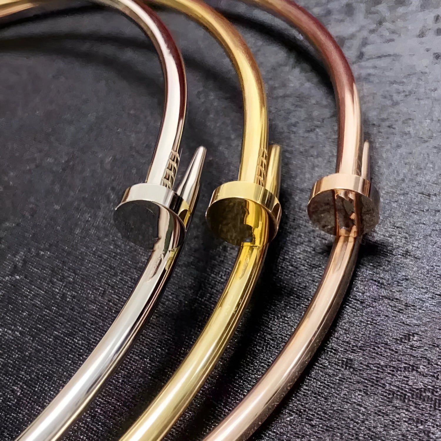 Gold Nail Choker Necklace