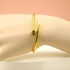 Mannequin wearing a bracelet
