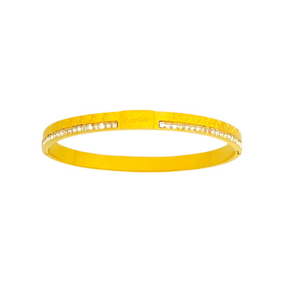 Bracelet displayed on a white background.