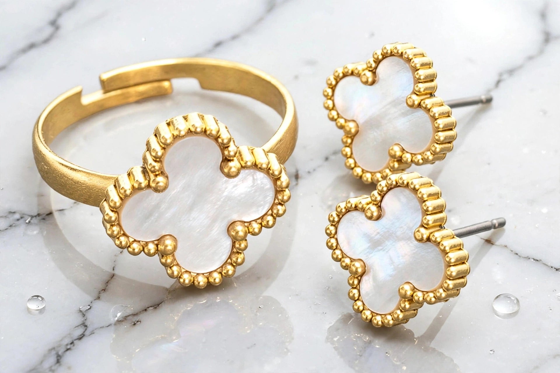 Serene Elegance | White Clover Jewelry Set