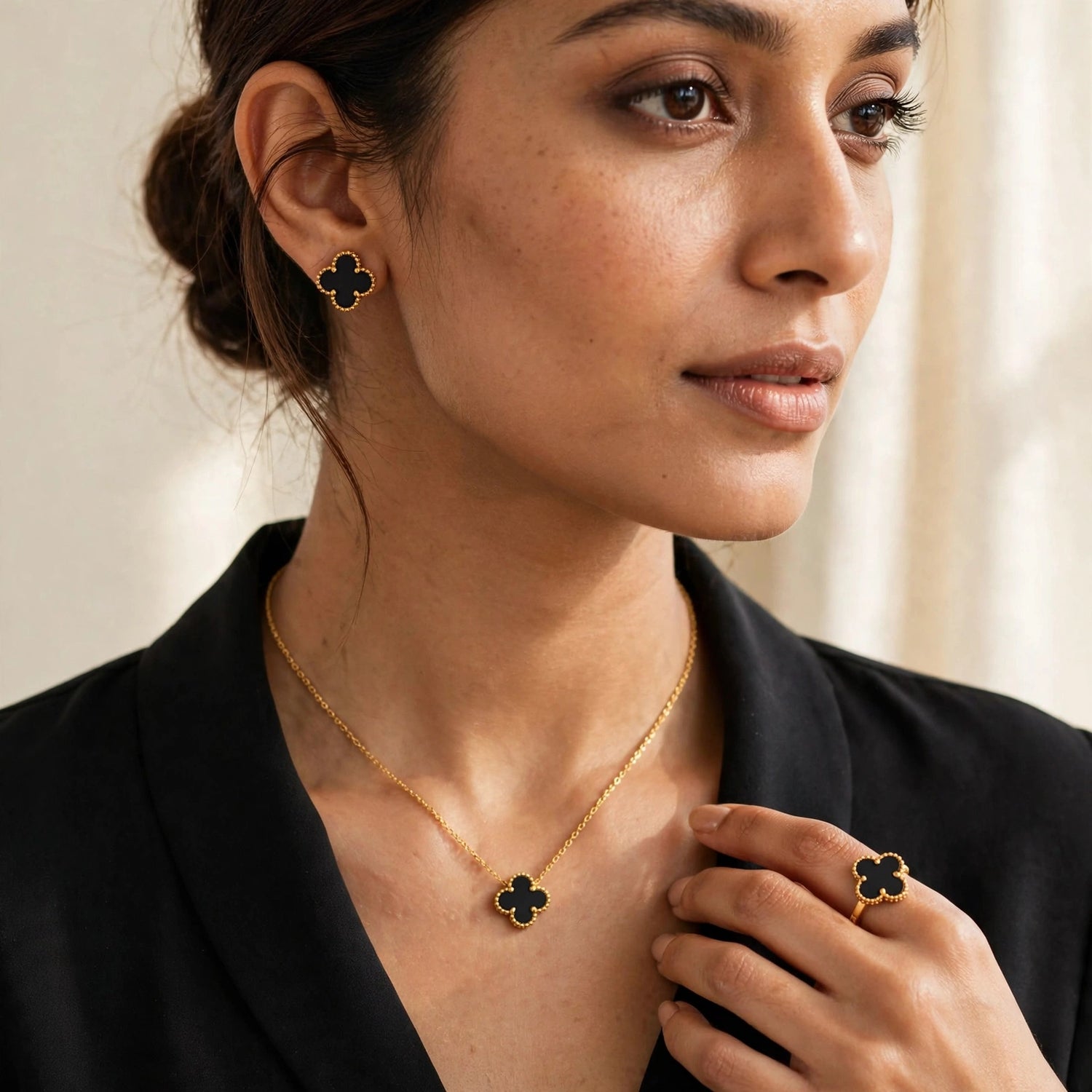 Timeless Allure | Black Clover Jewelry Set