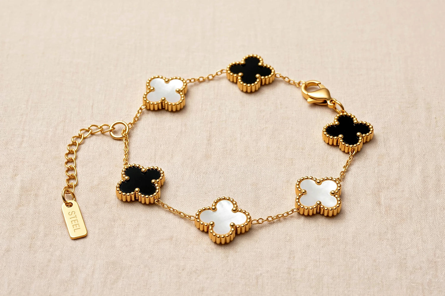 Twist Luck | Reversible Dual Clover Bracelet
