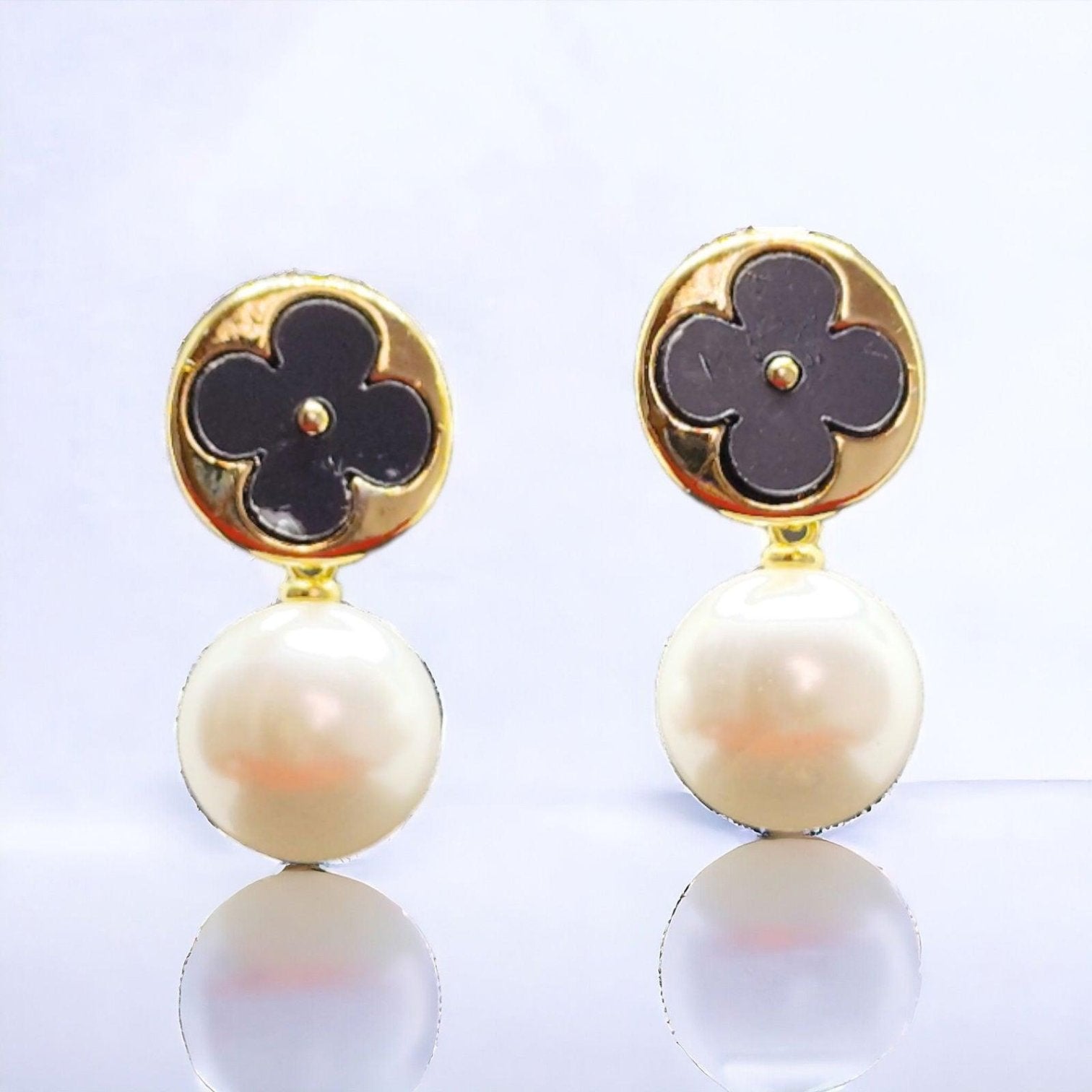 Black and Gold Flower Earrings with Pearl Drop - JESPARA