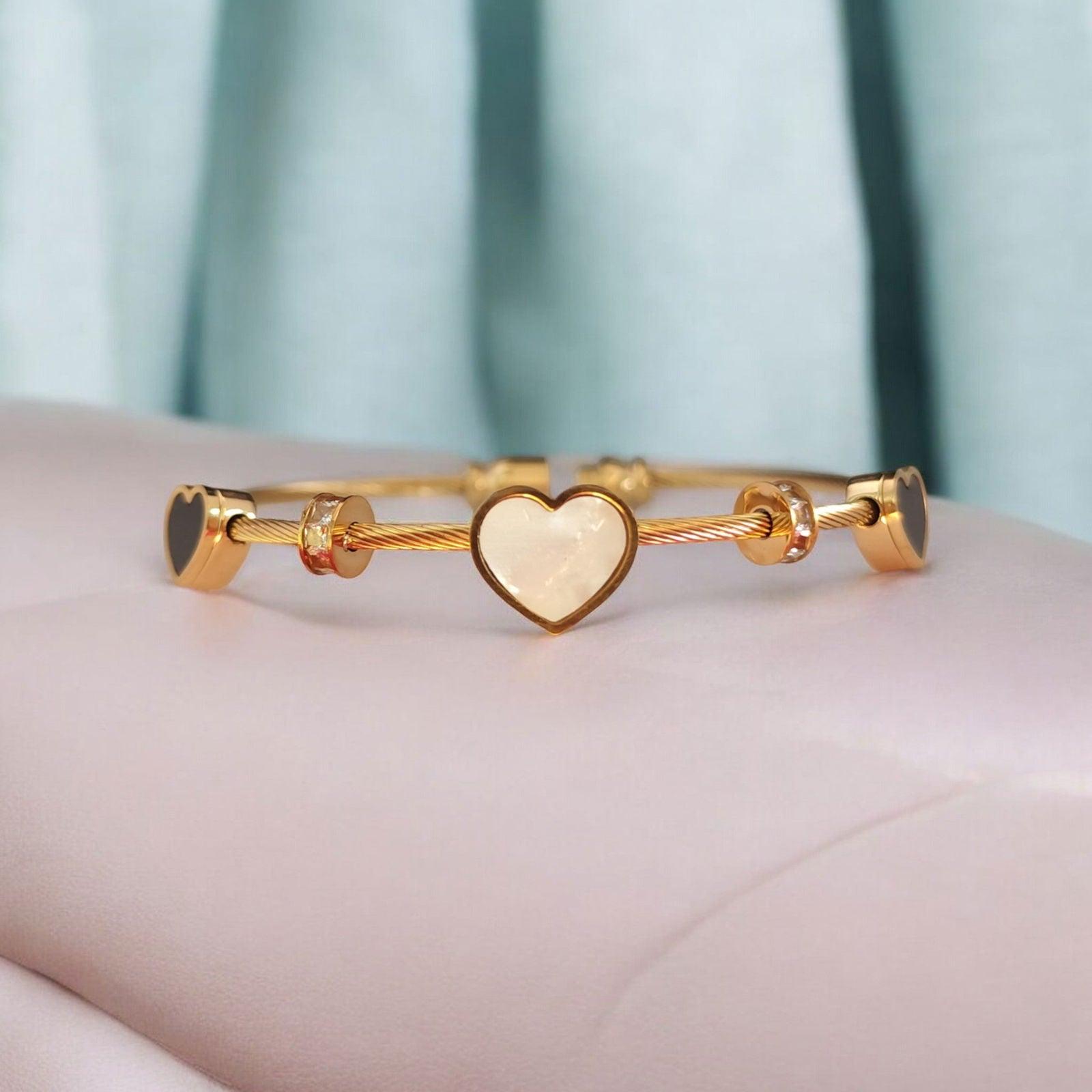 Gold Heart Bracelet with Crystals - JESPARA