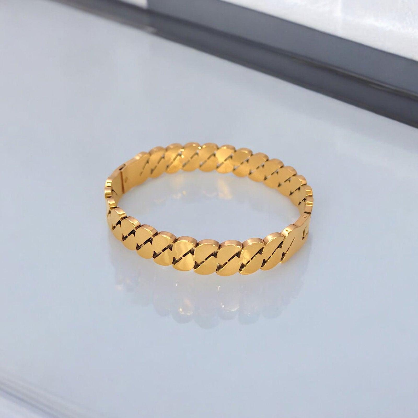 Half Circle String Pattern Gold Bracelet - JESPARA