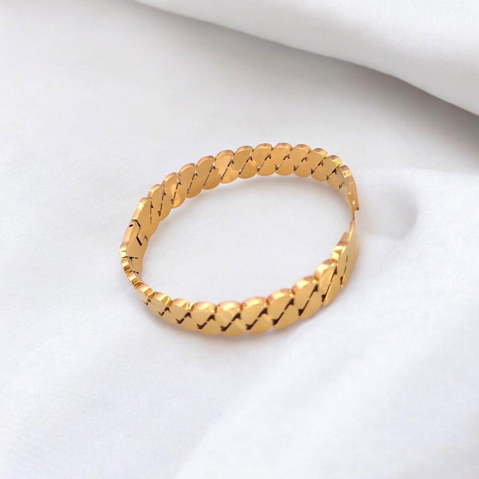 Half Circle String Pattern Gold Bracelet - JESPARA