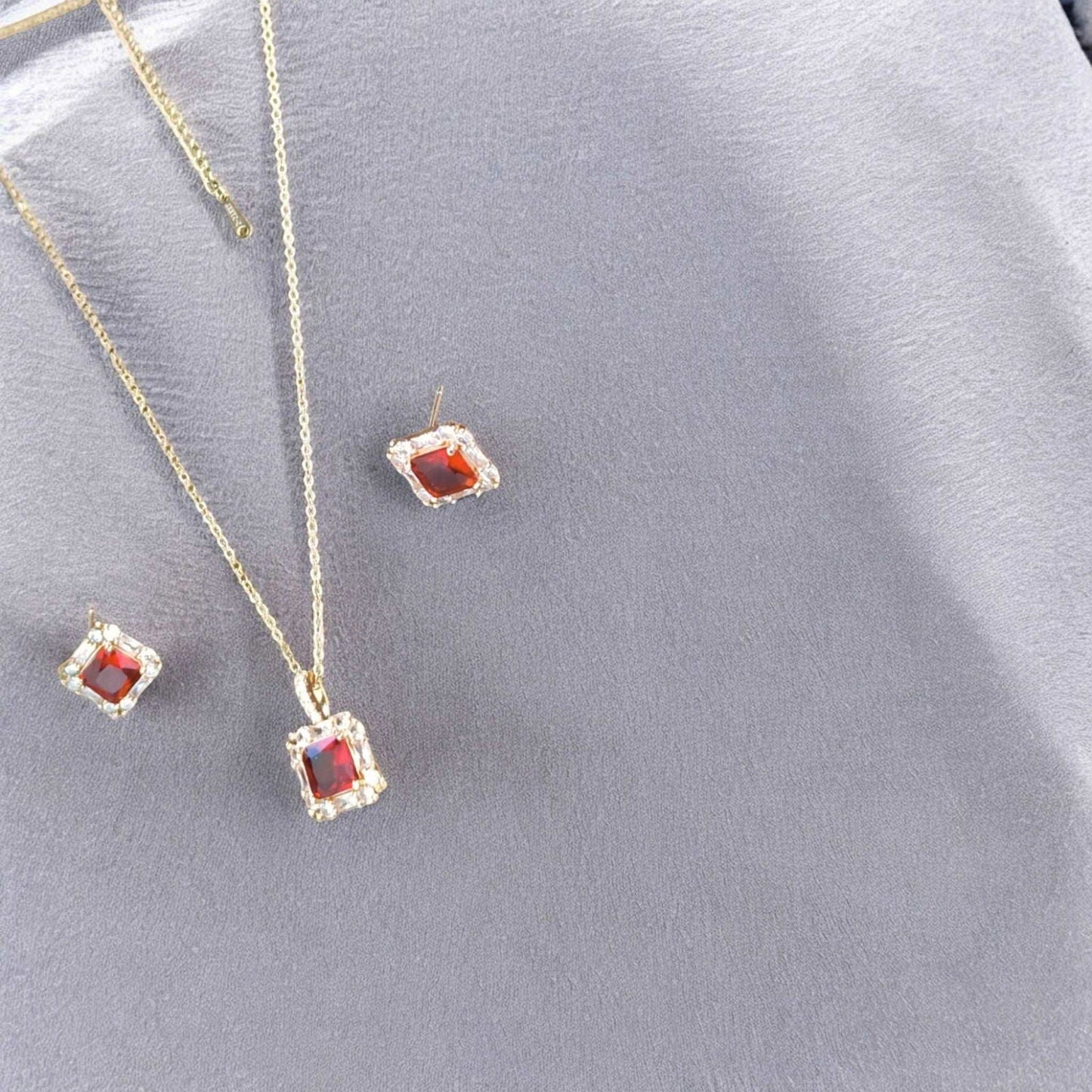 Red Gemstone Jewelry Set - JESPARA