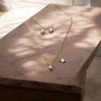 White Clover Jewelry Set